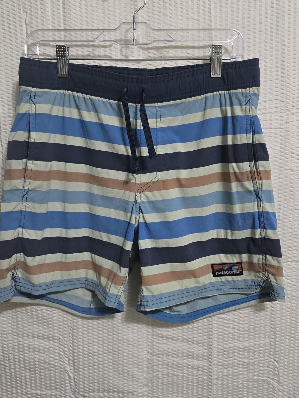 Patagonia Baggies / Wavefarer Striped Shorts – Men’s Small – Blue & Navy